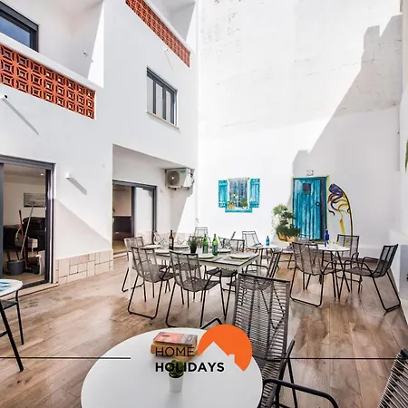 #211 Cerro Da Lagoa By Holidays Vakantiehuis